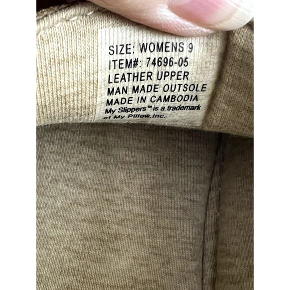 My Slippers womens size 9 moccasins leather tan memory foam  comfycore, casual - Picture 9 of 9